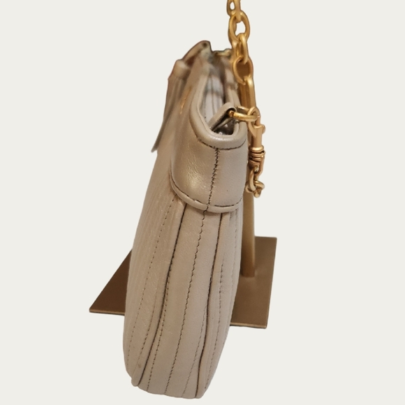 Vintage Anne Klein Beige Crossbody Bag with Gold Details, Wristlet and Key Chain - Picture 5 of 15